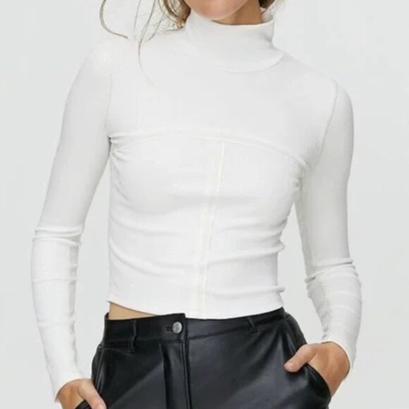 Aritzia Wilfred Moon Turtleneck Longsleeve Top in White - Picture 1 of 8